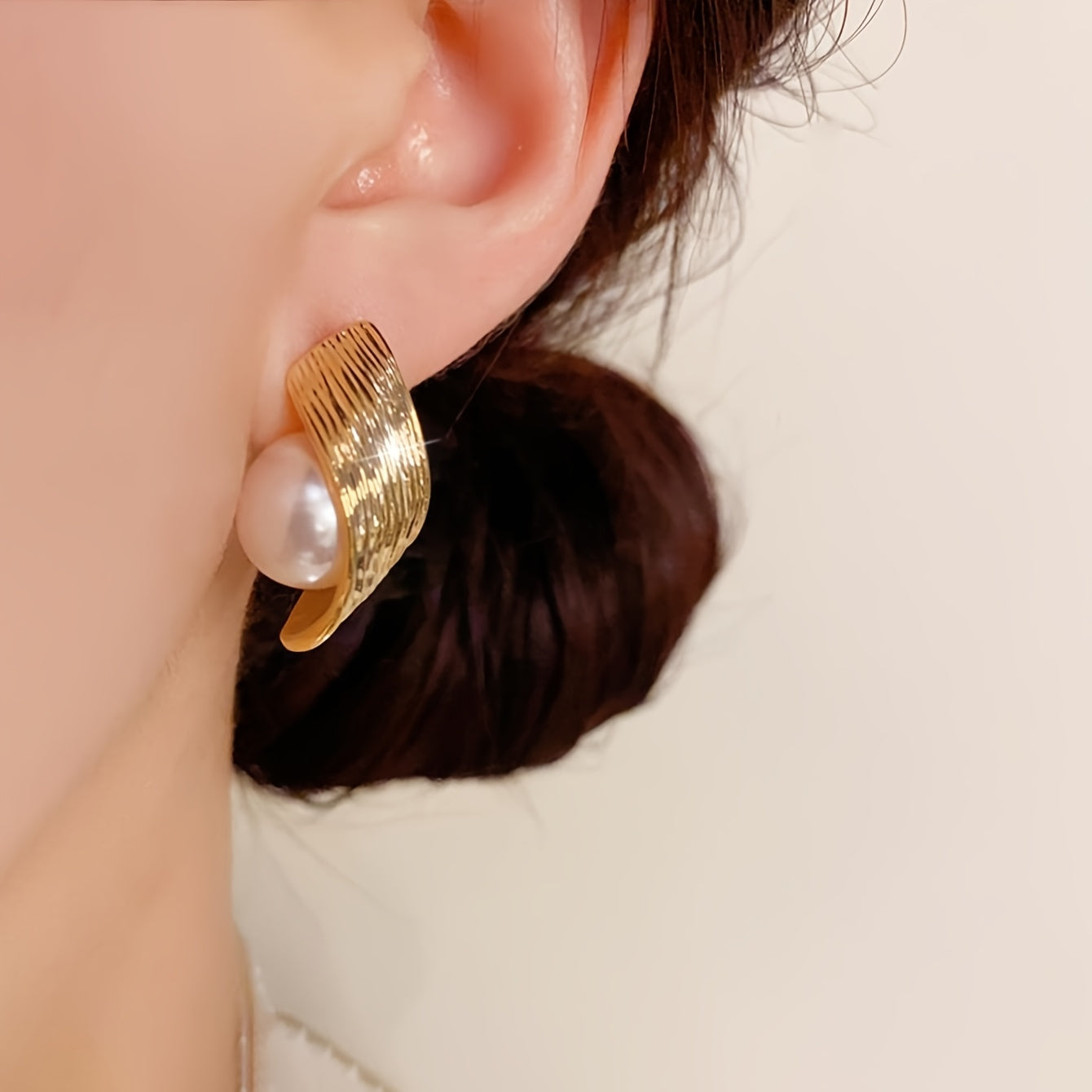 Ear Studs 60