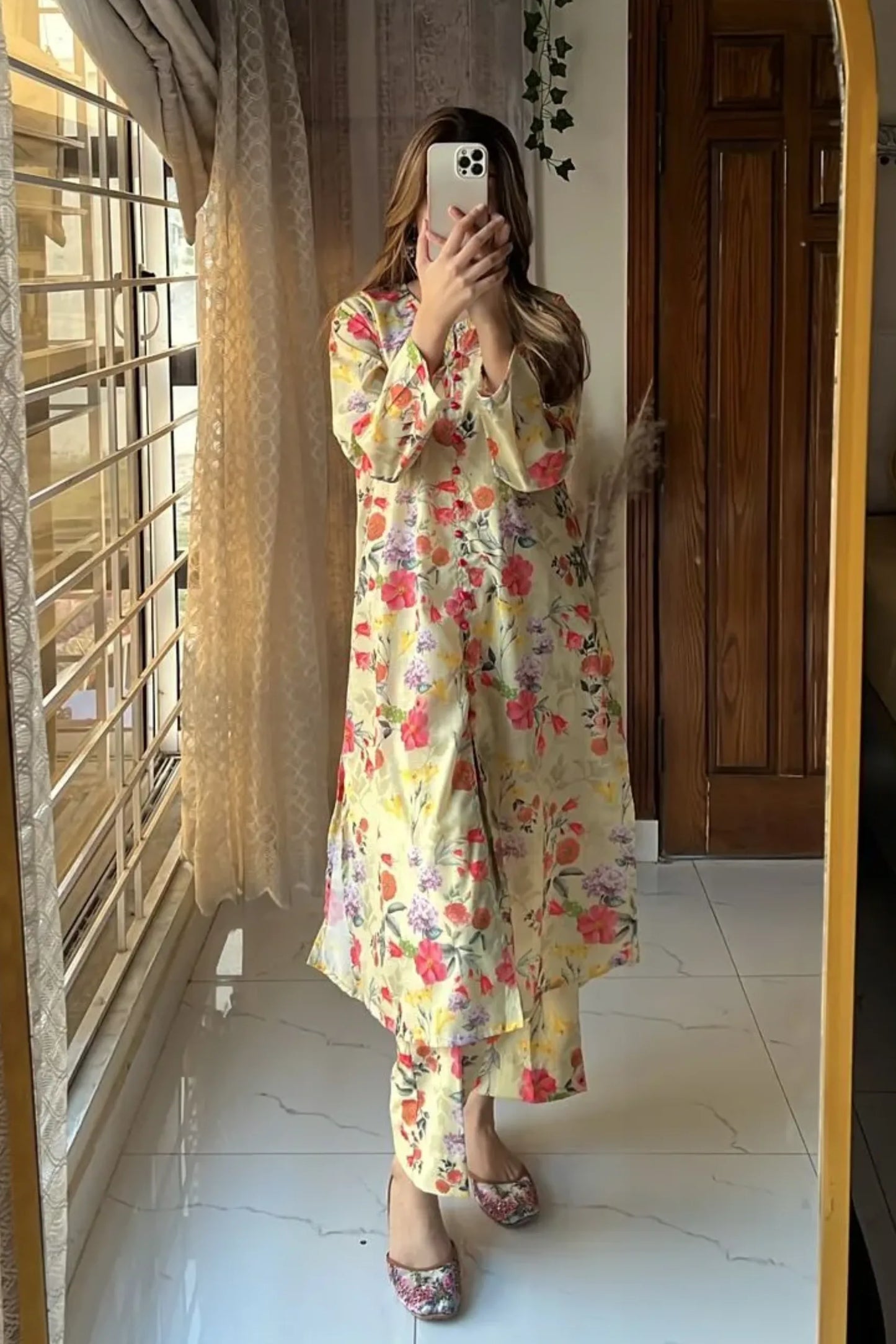 Tailored 2 Piece Crepe – Floral