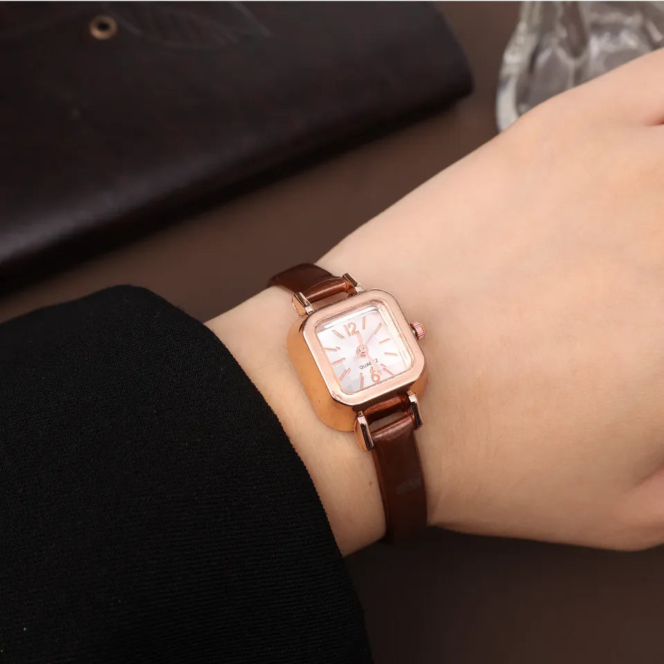 Watch00318