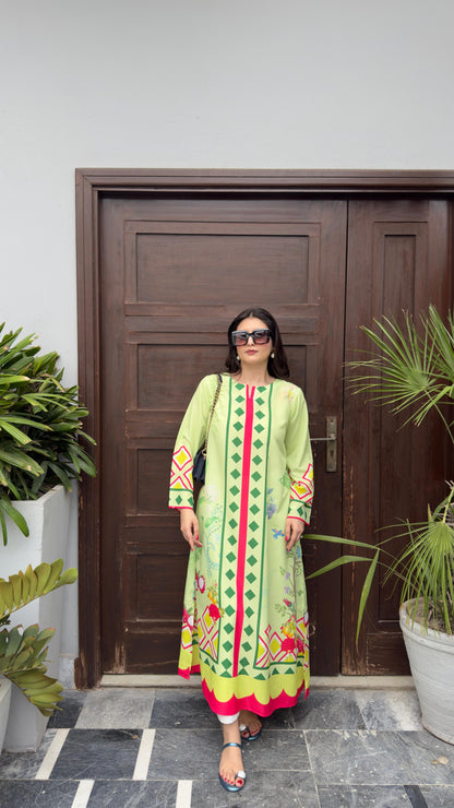 GREEN FLORAL Poly Lawn Flared Shirt
