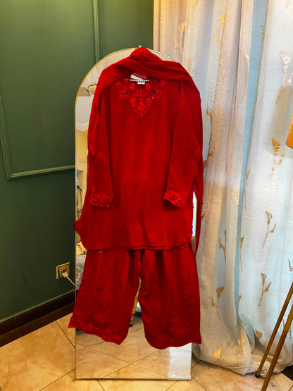 RED-05 / 3pc Ready To Wear