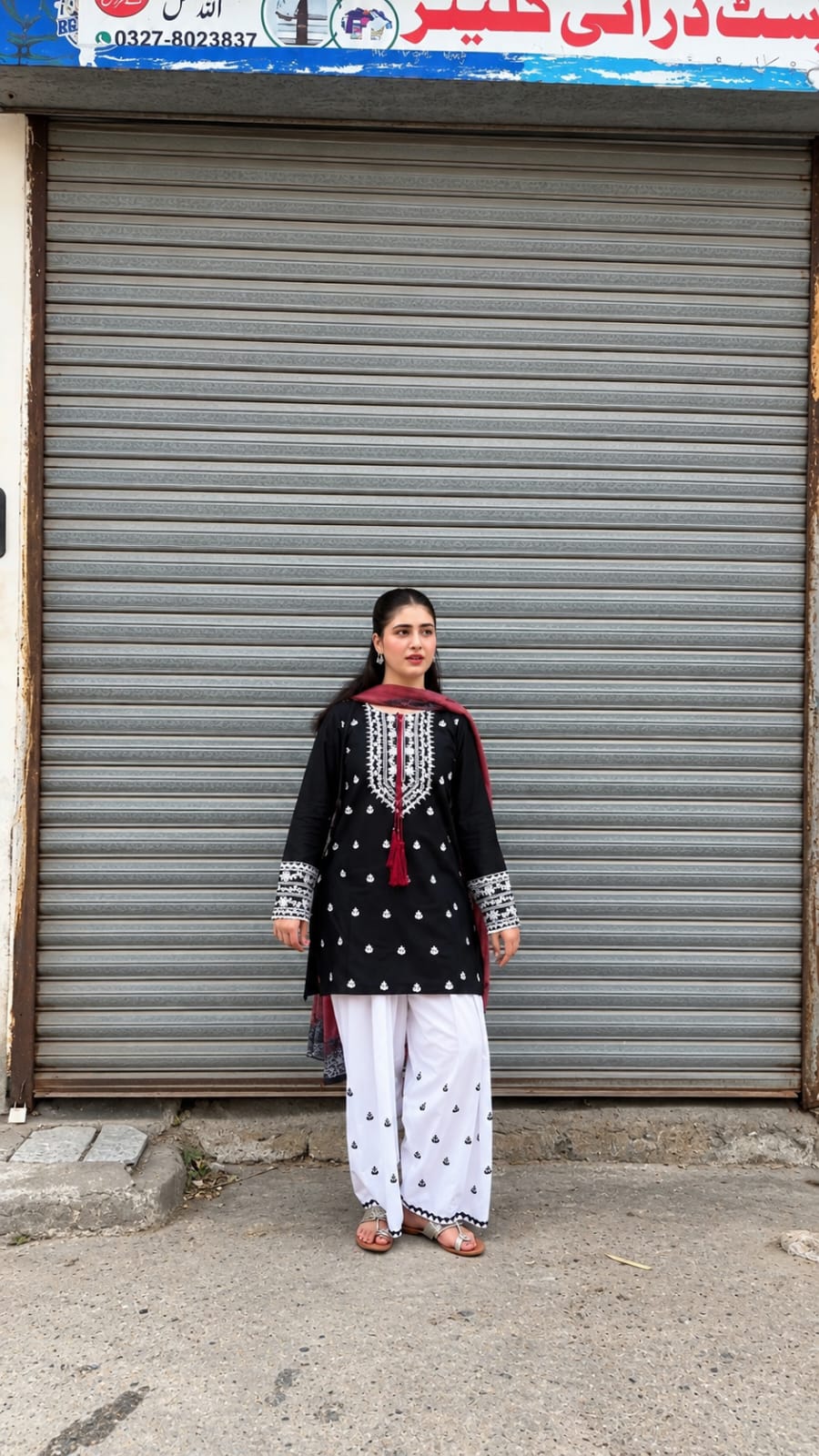 Black Farshi 3pc Ready To WearI (Full Sleeves)