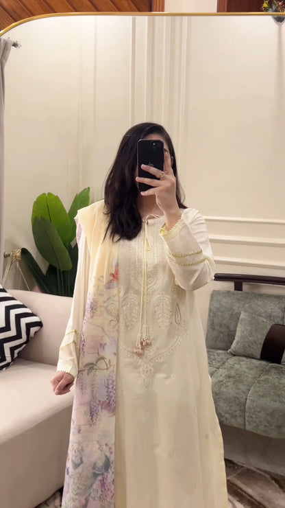 Tailored 3 Piece Embroidered offwhite Lawn